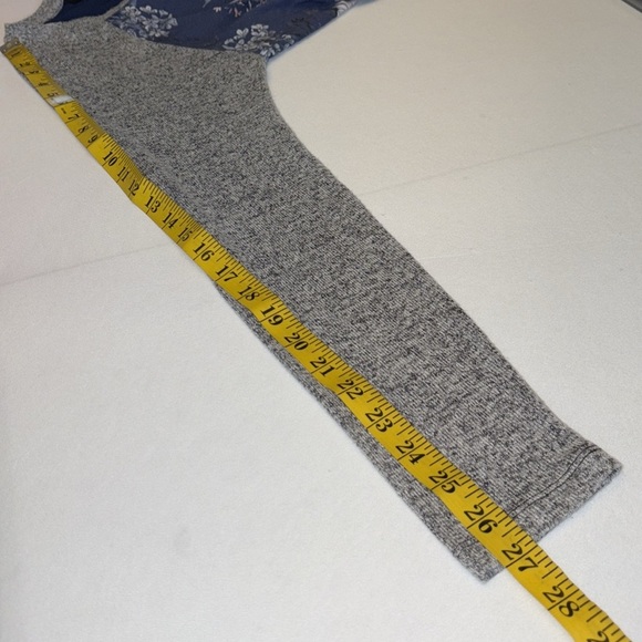 Kut From The Kloth knit blouse two-tone line sleeves round neckline floral Sz S - Picture 6 of 10